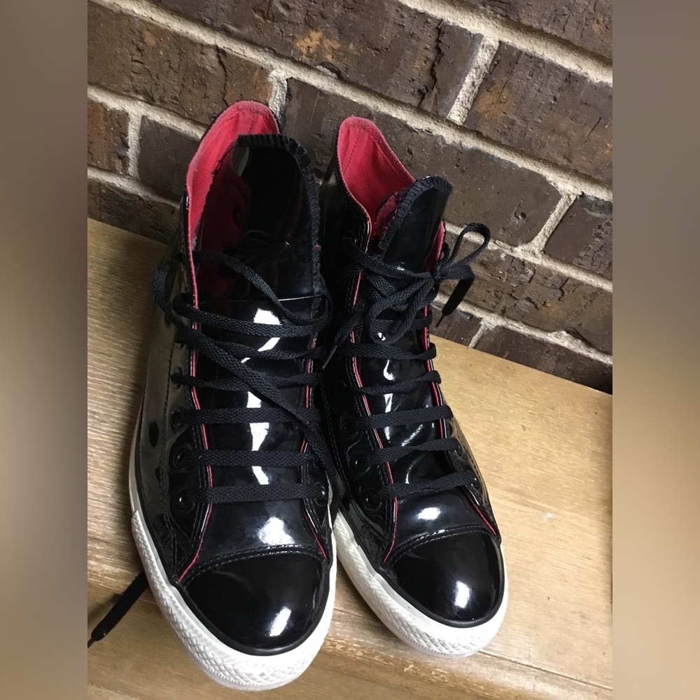 CONVERSE ALL STAR CHUCK TAYLOR size 10